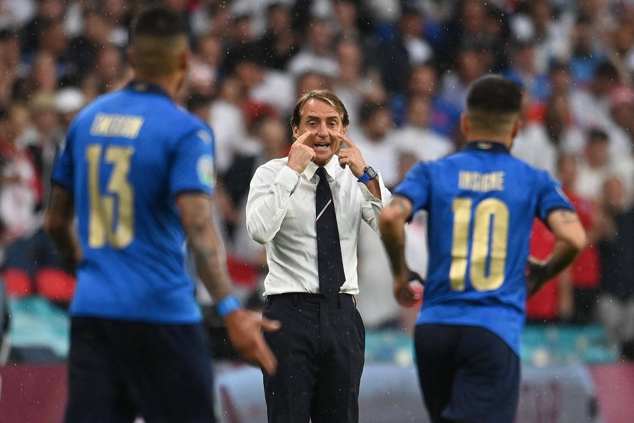 九游-赛地聚焦：意大利杯今晨热度飙升，阿森纳豪取连胜，媒体盛赞，训练强度明显提升的简单介绍