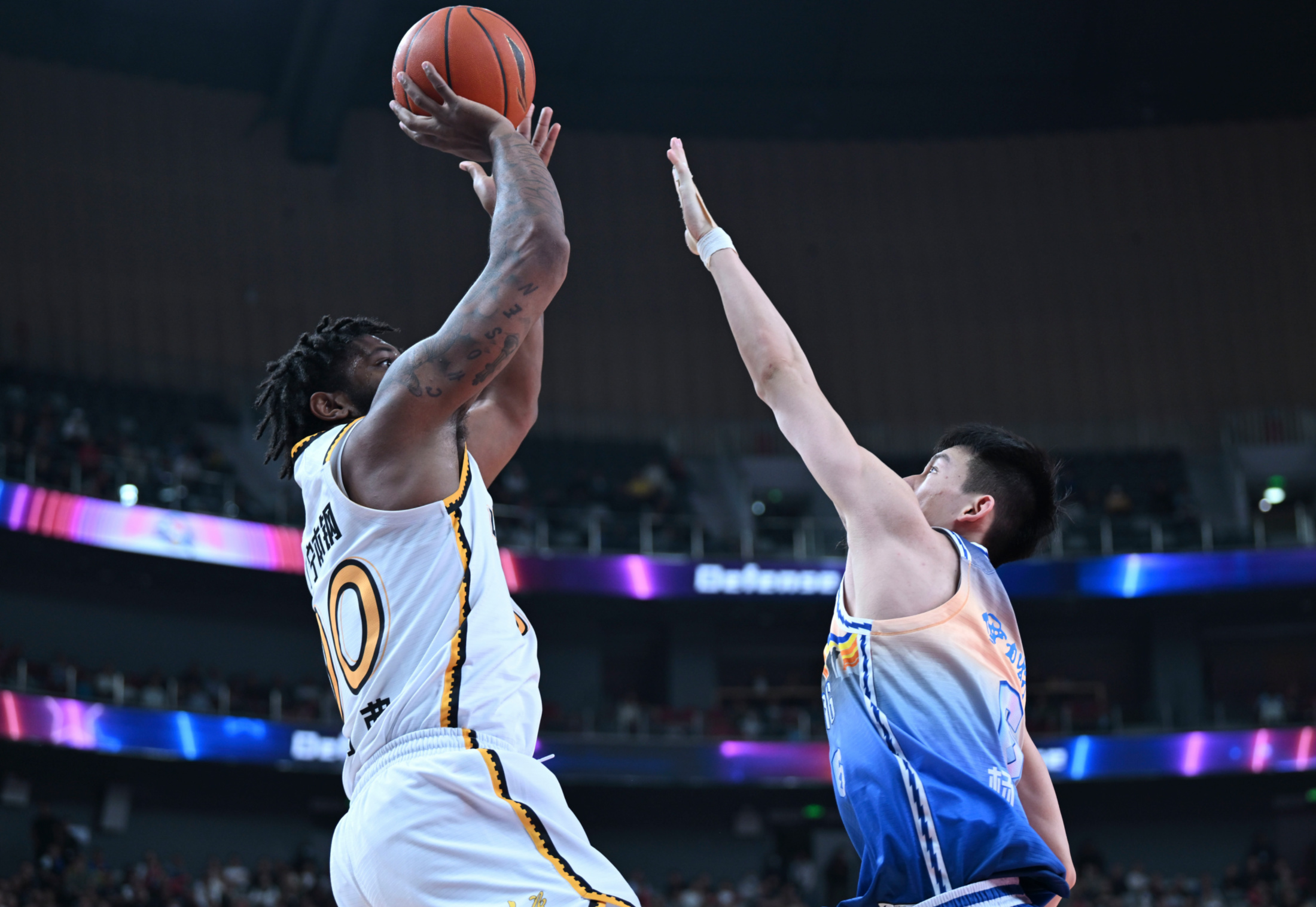 MK体育官方网站-关于NBA总决赛冲刺阶段再迎强敌；浙江队临场应变；主帅态度：信心回归；球队文化再被提及的信息